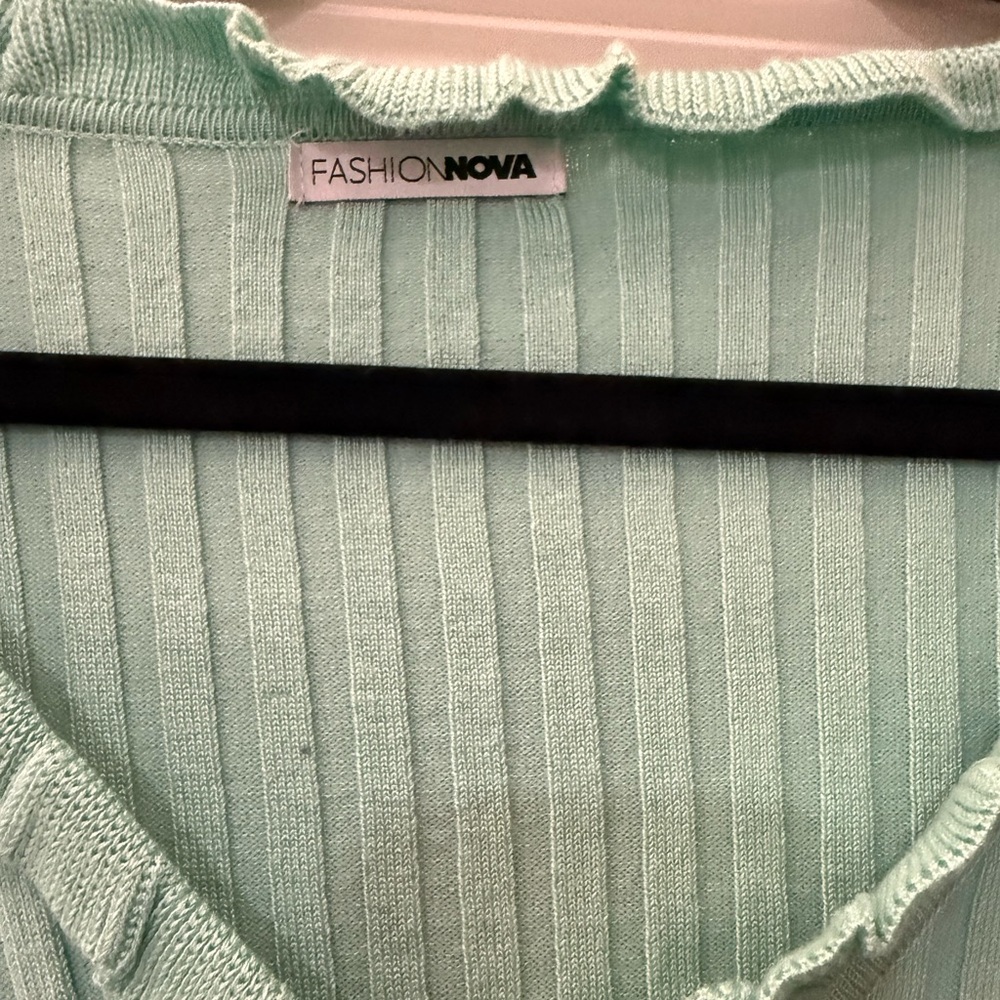 Mint Green Ribbed Button-Up Top - Picture 2 of 4
